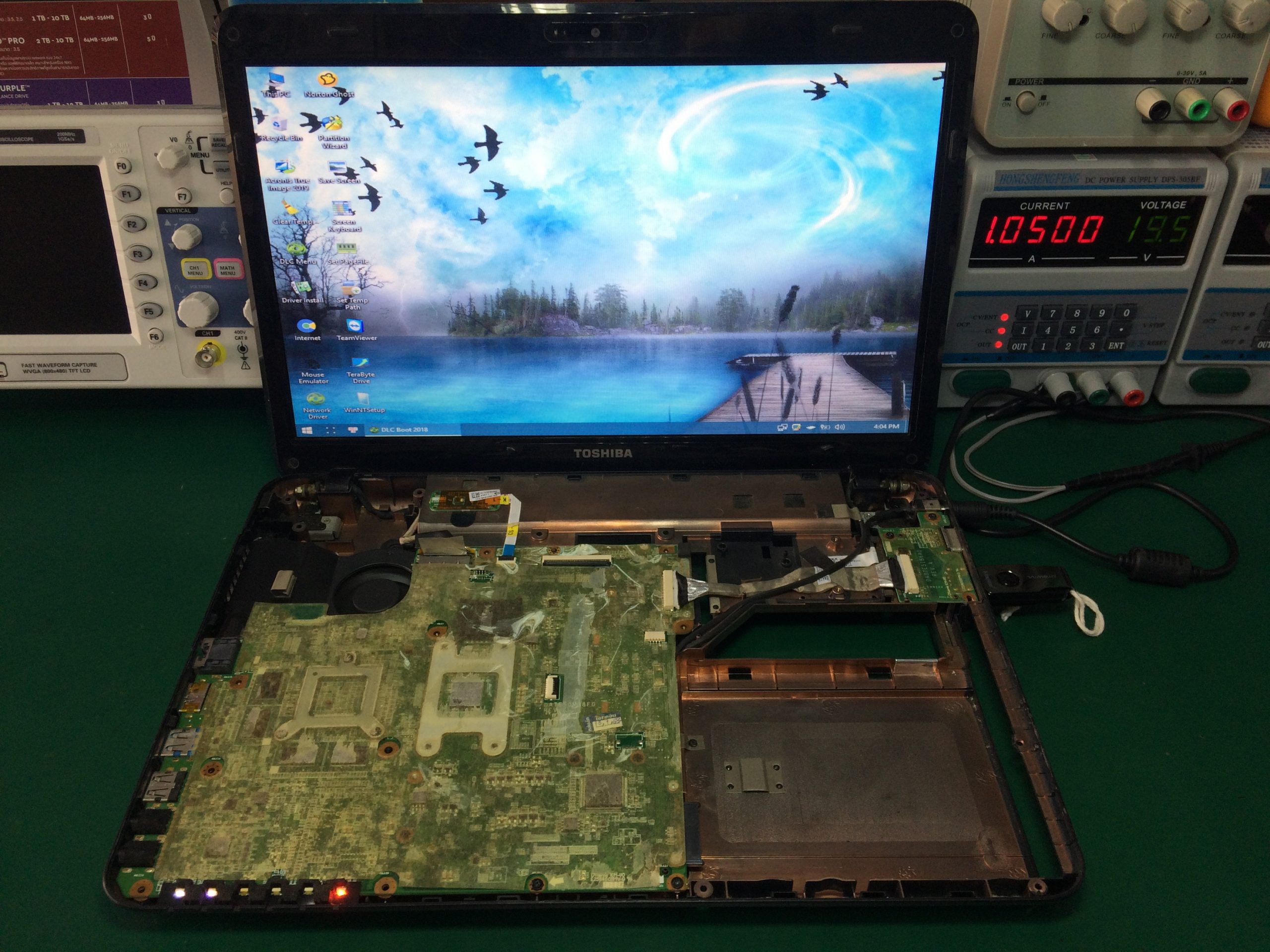 TOSHIBA L745 ตัดดับ