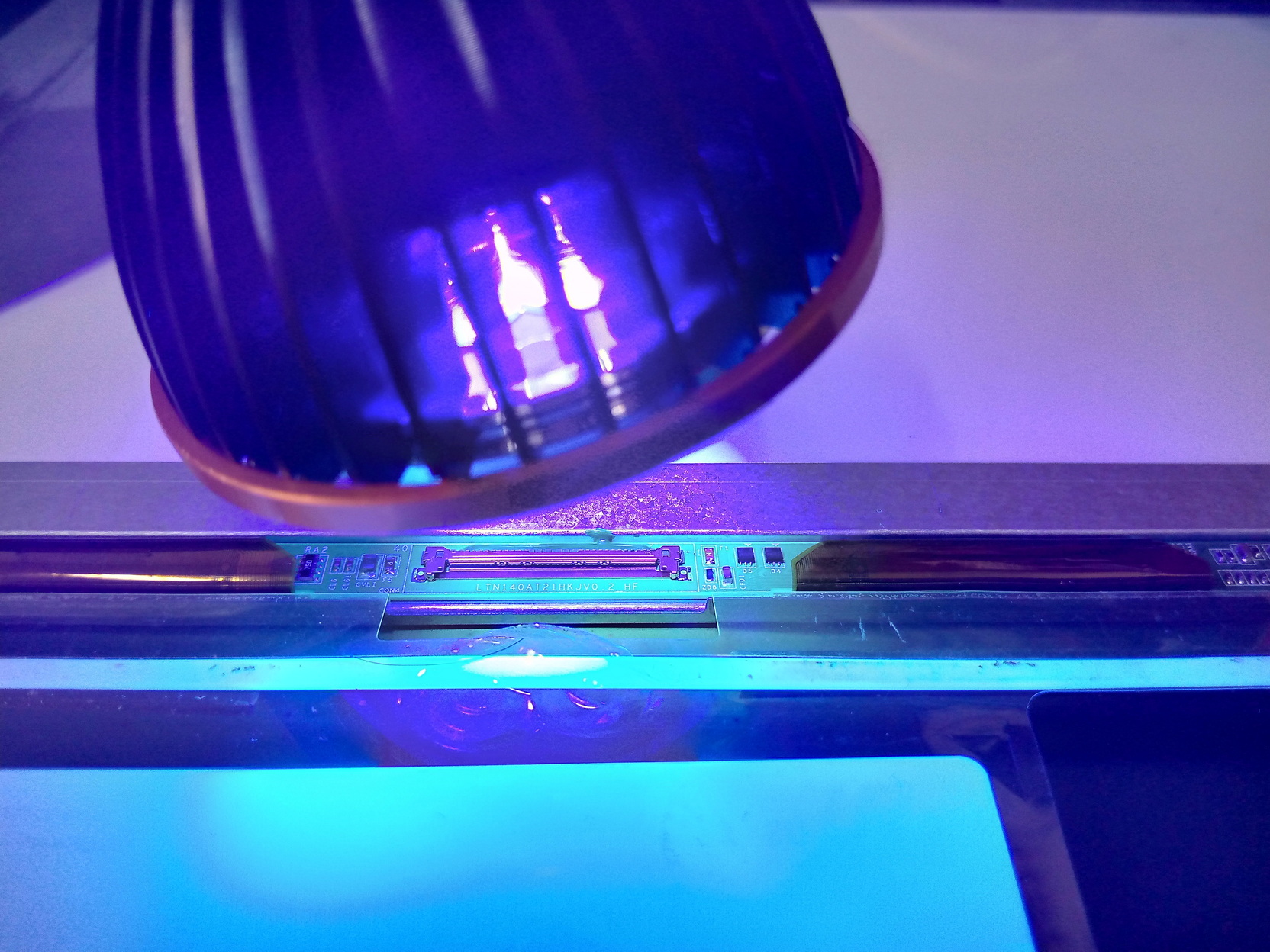 SAMSUNG NP300E4Z จอกระพริบ