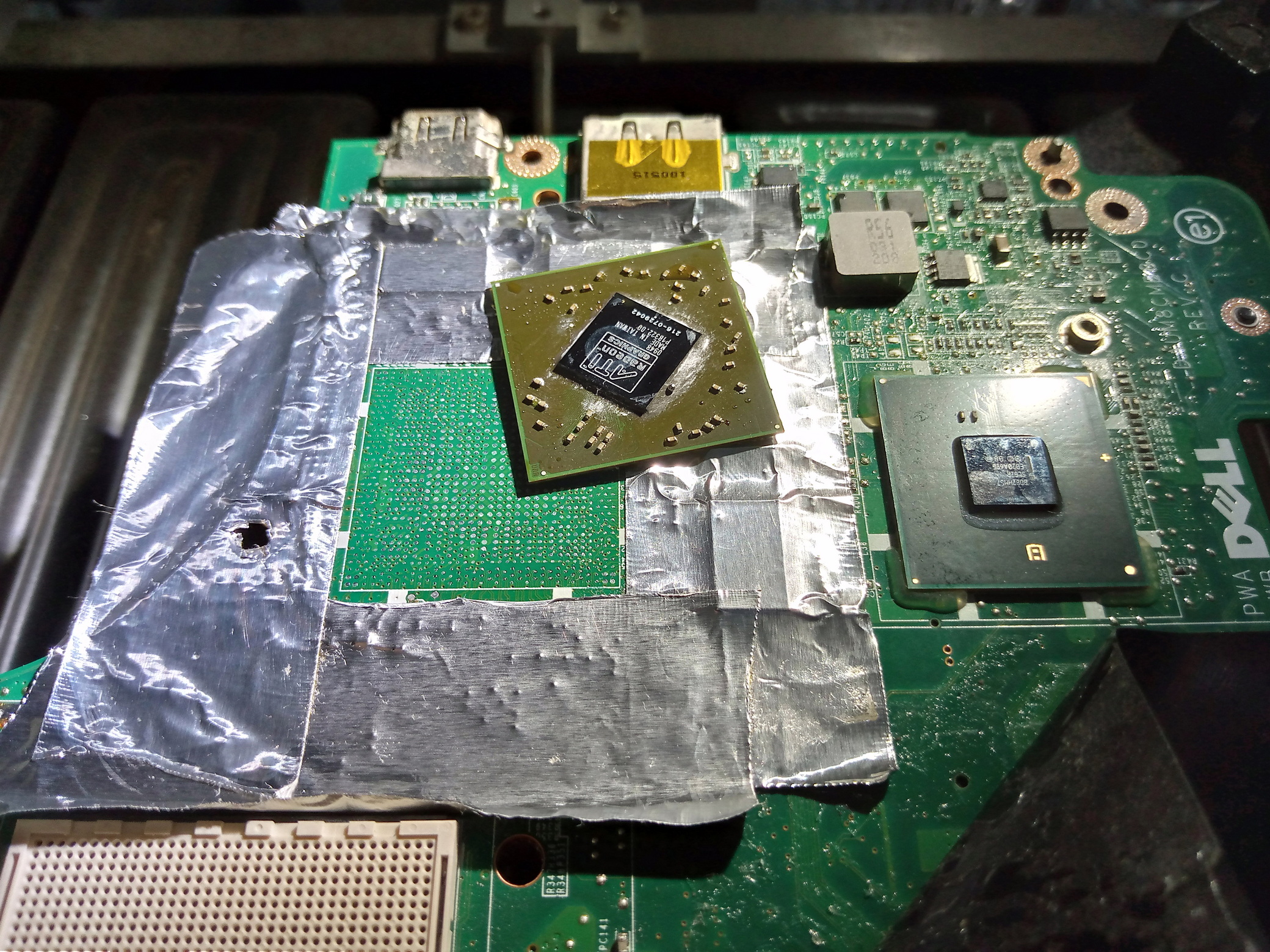 DELL N4010 ไม่มีภาพ