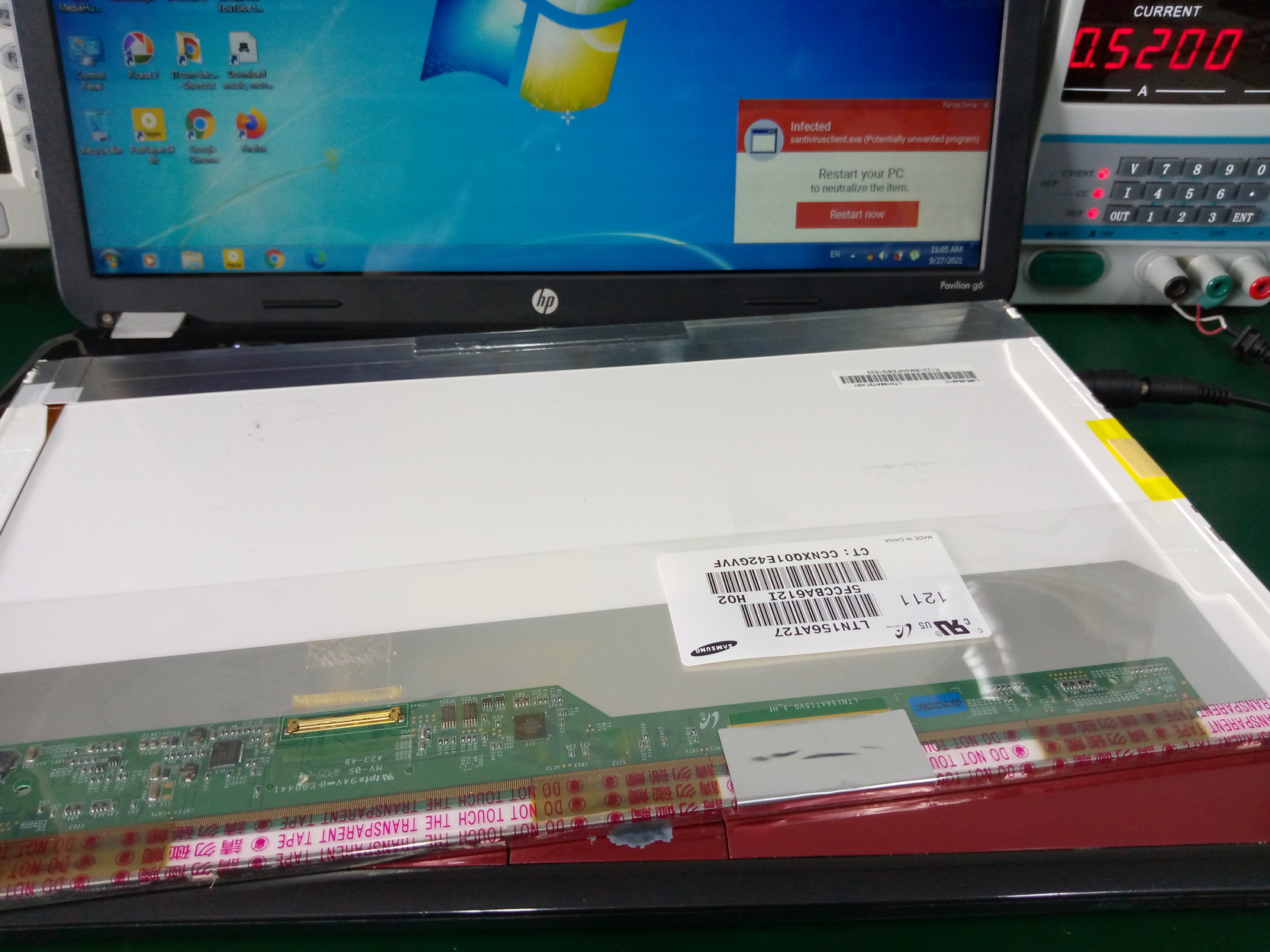 HP g4 จอสีเพรี้ยน